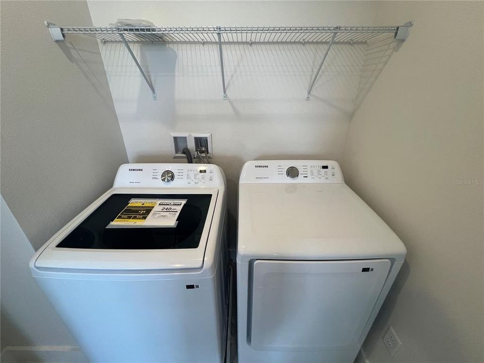 В аренду: $3,150 (3 спален, 2 ванн, 2020 Квадратных фут)