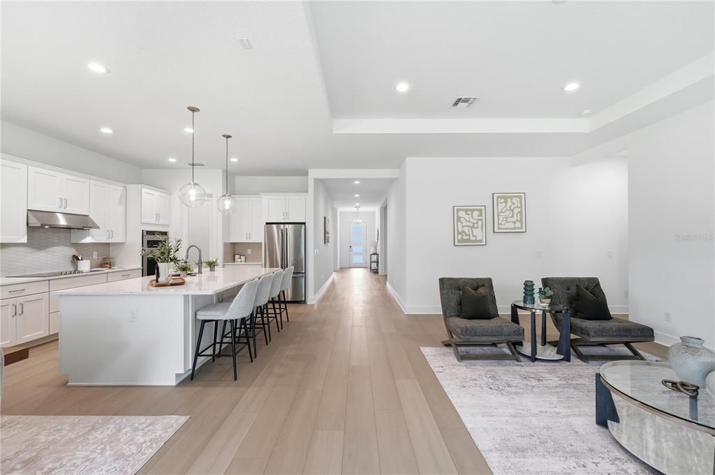 En Venta: $743,000 (3 camas, 2 baños, 3080 Pies cuadrados)