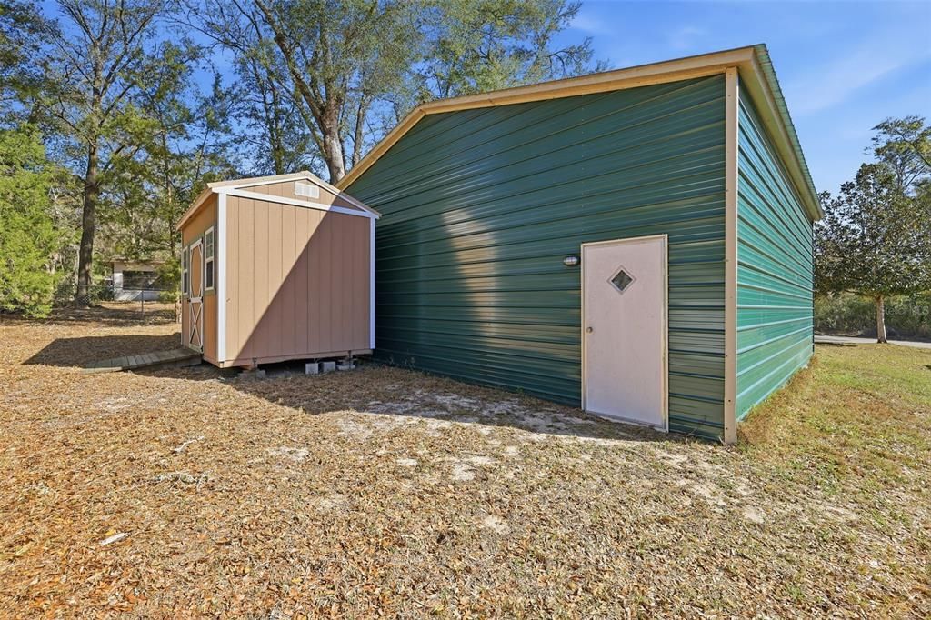 Active With Contract: $359,000 (3 beds, 2 baths, 1474 Square Feet)