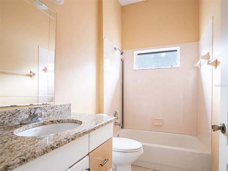 En Venta: $389,000 (3 camas, 2 baños, 1494 Pies cuadrados)