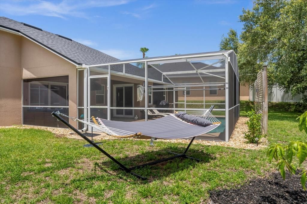 Activo con contrato: $499,000 (4 camas, 2 baños, 1807 Pies cuadrados)