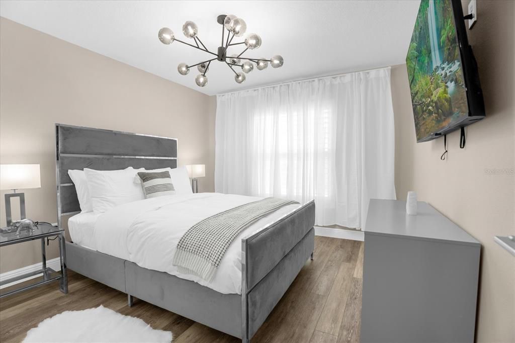 Activo con contrato: $499,000 (4 camas, 2 baños, 1807 Pies cuadrados)