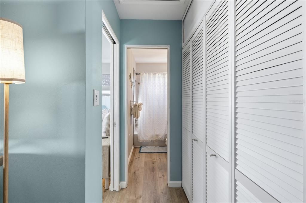 For Sale: $1,525,000 (3 beds, 2 baths, 1599 Square Feet)