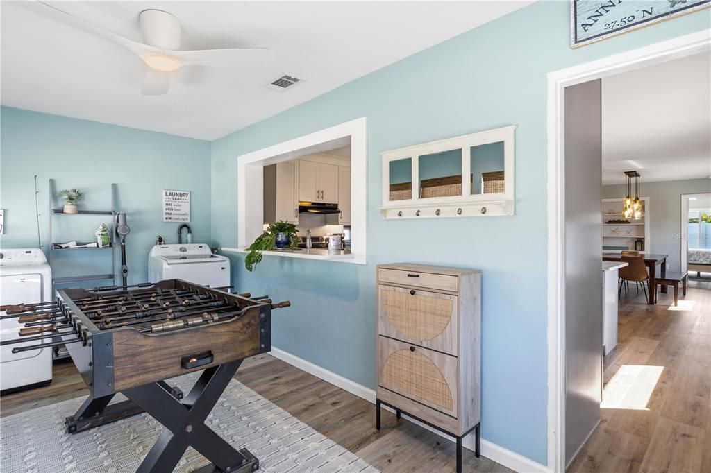 For Sale: $1,525,000 (3 beds, 2 baths, 1599 Square Feet)