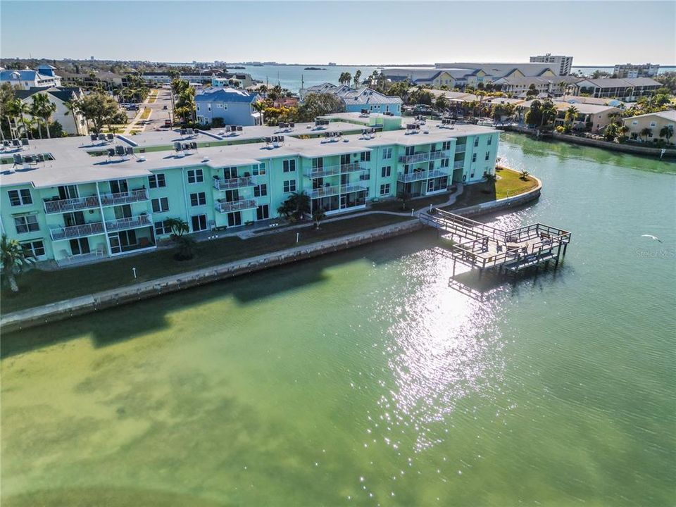 For Sale: $440,000 (2 beds, 2 baths, 1016 Square Feet)