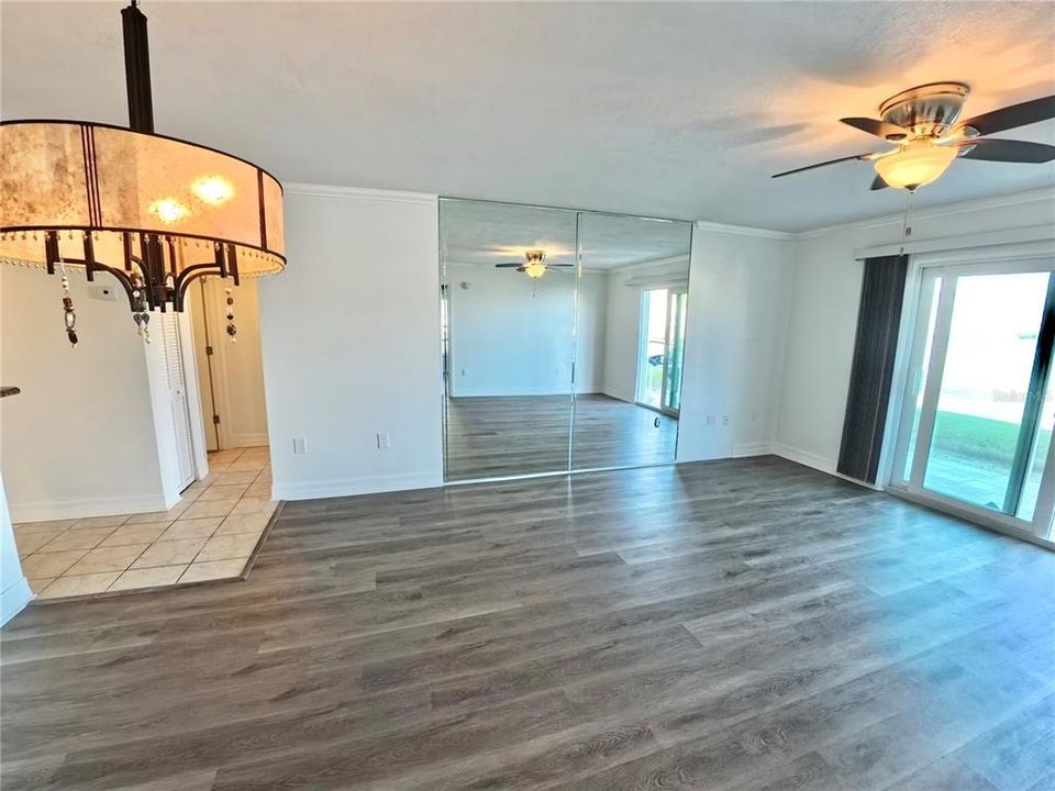 For Sale: $440,000 (2 beds, 2 baths, 1016 Square Feet)