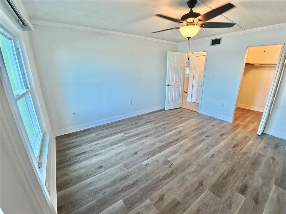 For Sale: $440,000 (2 beds, 2 baths, 1016 Square Feet)
