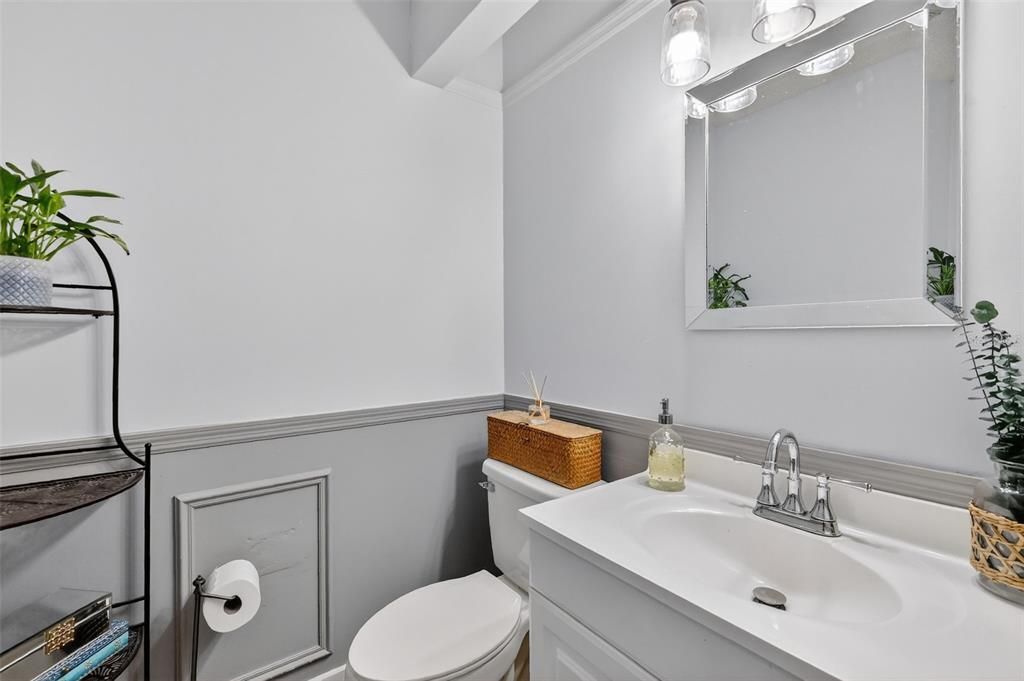 На продажу: $209,000 (2 спален, 2 ванн, 956 Квадратных фут)