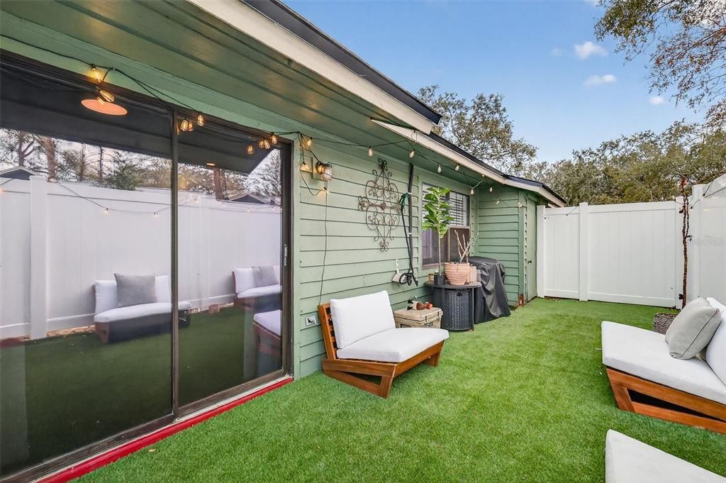 На продажу: $209,000 (2 спален, 2 ванн, 956 Квадратных фут)