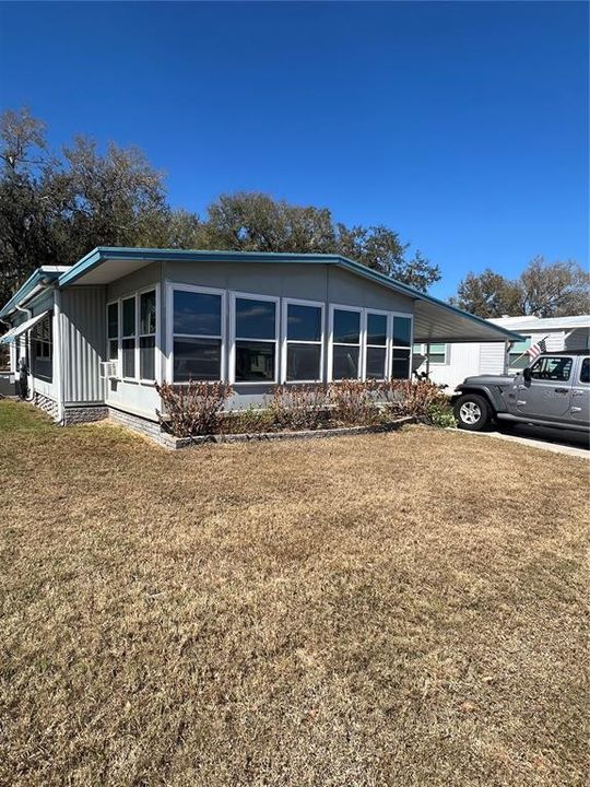 Active With Contract: $139,500 (2 beds, 2 baths, 936 Square Feet)