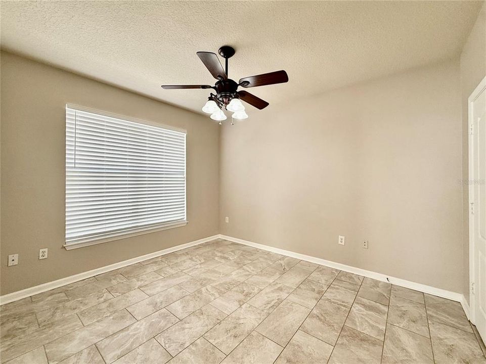 For Sale: $174,900 (2 beds, 2 baths, 1110 Square Feet)