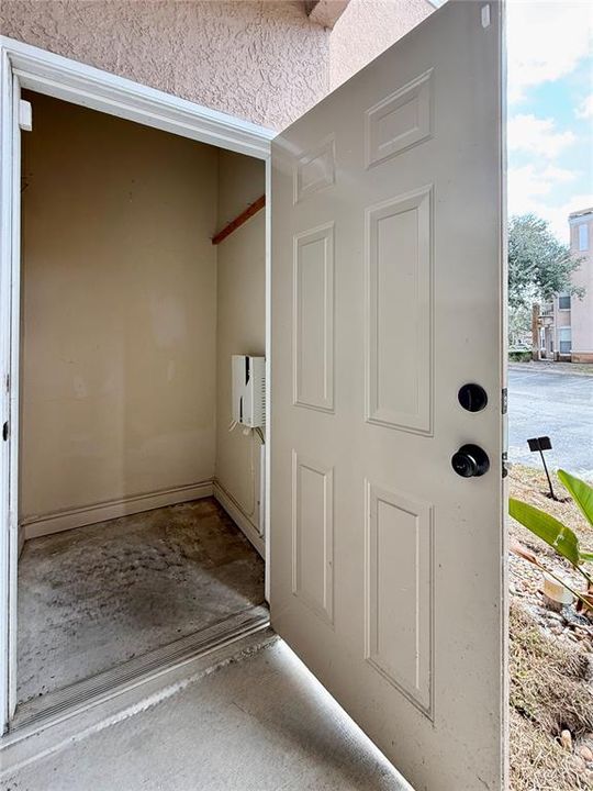 For Sale: $174,900 (2 beds, 2 baths, 1110 Square Feet)