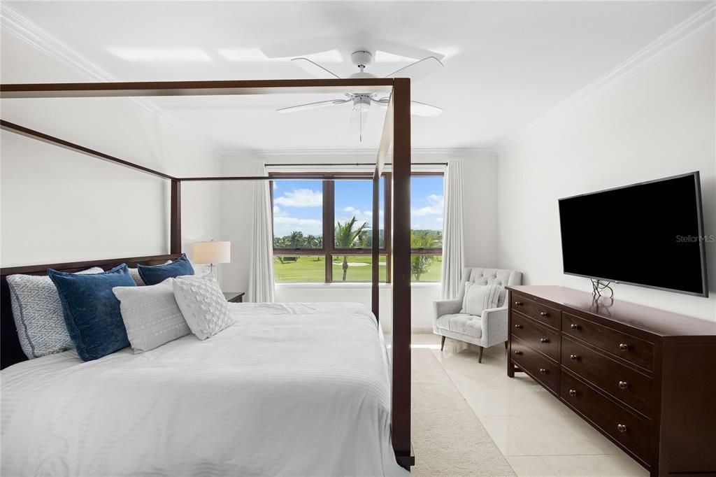 En Venta: $1,995,000 (4 camas, 3 baños, 2696 Pies cuadrados)