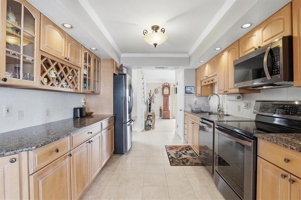 На продажу: $999,900 (3 спален, 3 ванн, 2380 Квадратных фут)