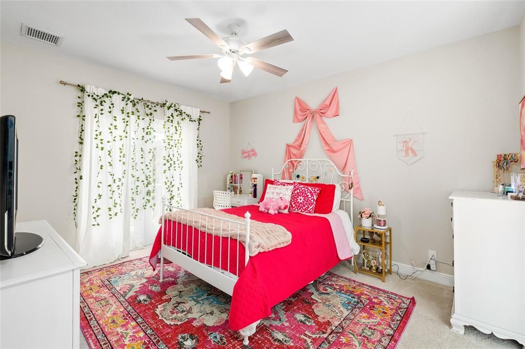 For Sale: $1,375,000 (4 beds, 4 baths, 4081 Square Feet)