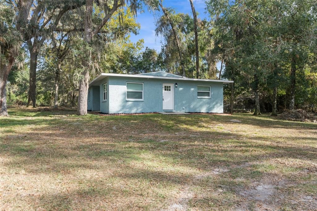 For Sale: $485,000 (2 beds, 2 baths, 1224 Square Feet)