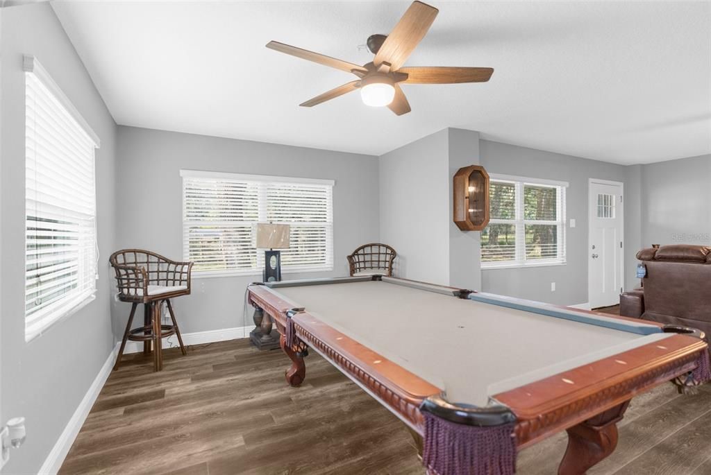 For Sale: $485,000 (2 beds, 2 baths, 1224 Square Feet)