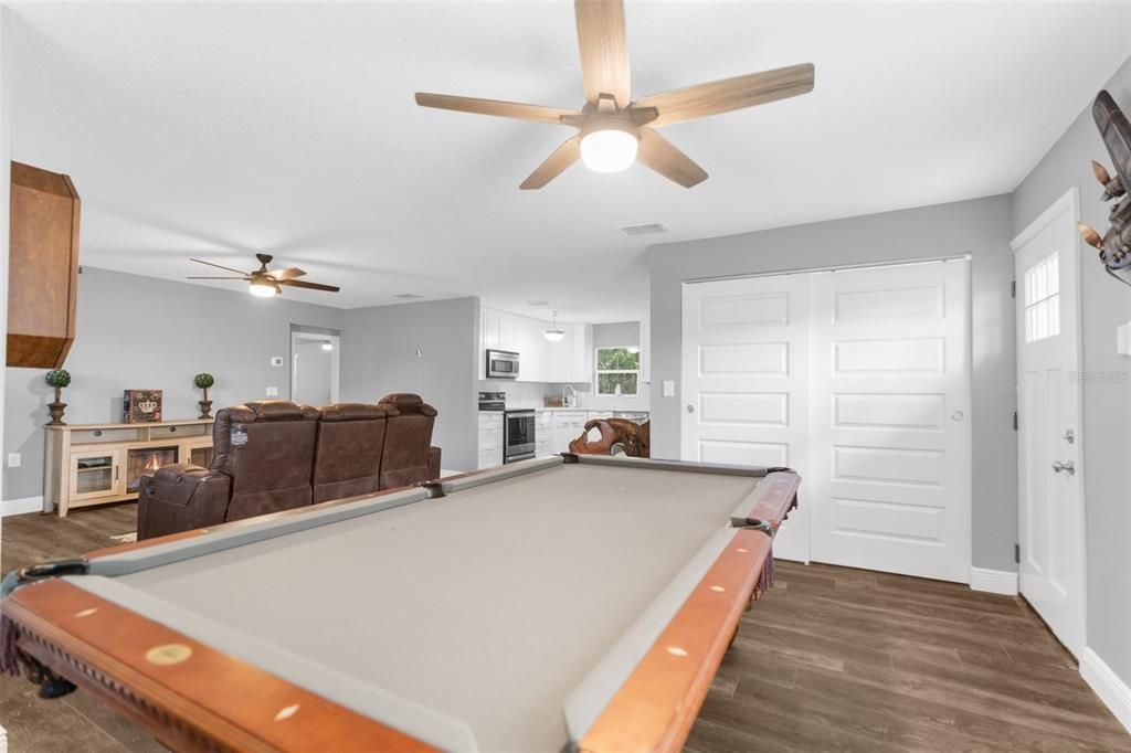 For Sale: $485,000 (2 beds, 2 baths, 1224 Square Feet)