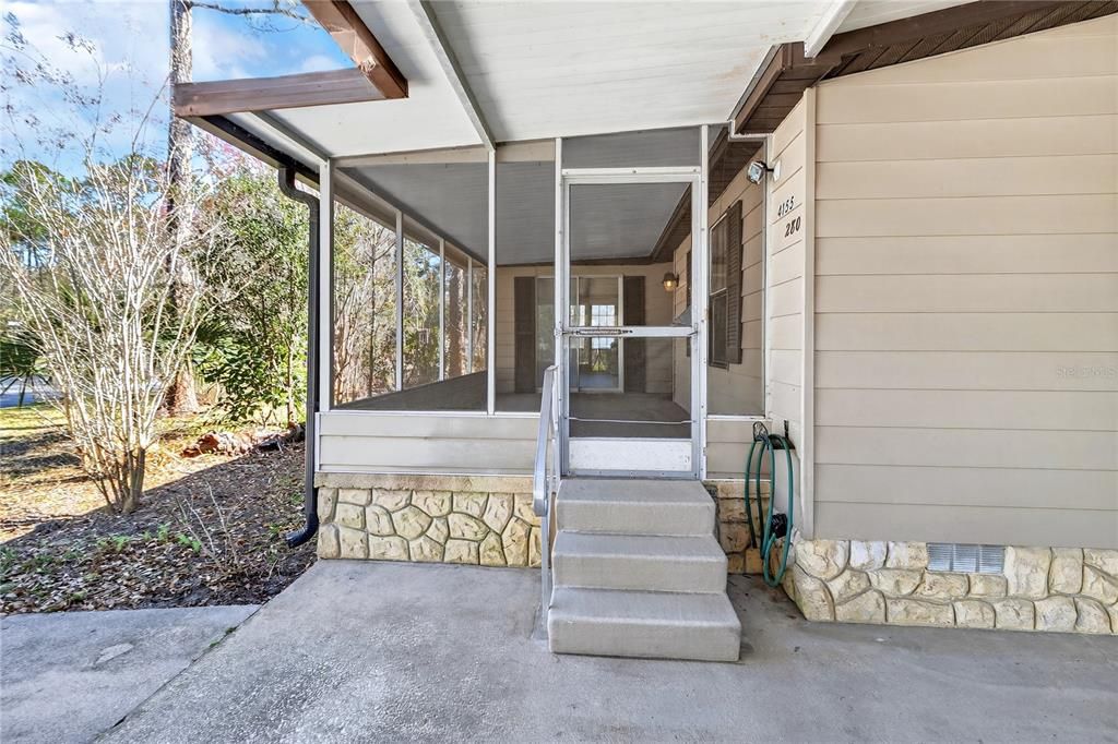 For Sale: $161,000 (2 beds, 2 baths, 1640 Square Feet)