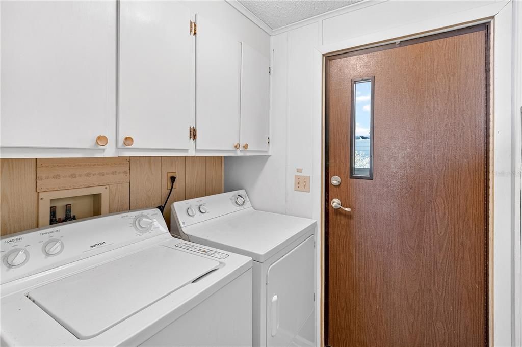 For Sale: $161,000 (2 beds, 2 baths, 1640 Square Feet)