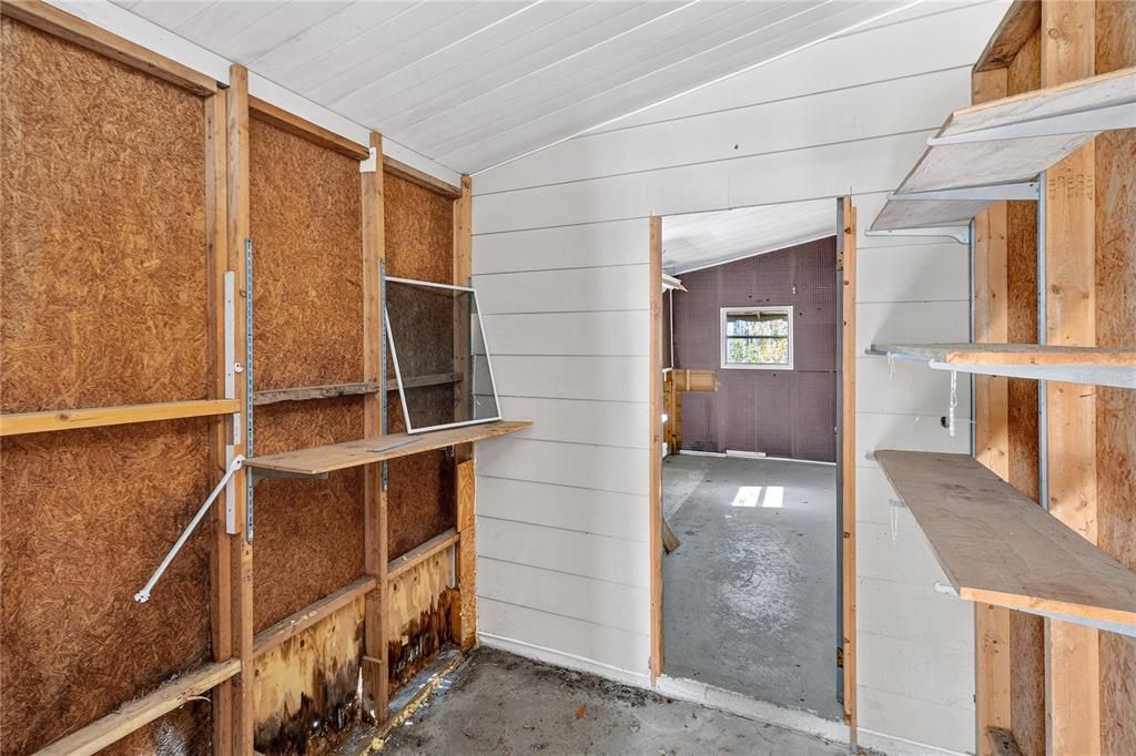 For Sale: $161,000 (2 beds, 2 baths, 1640 Square Feet)