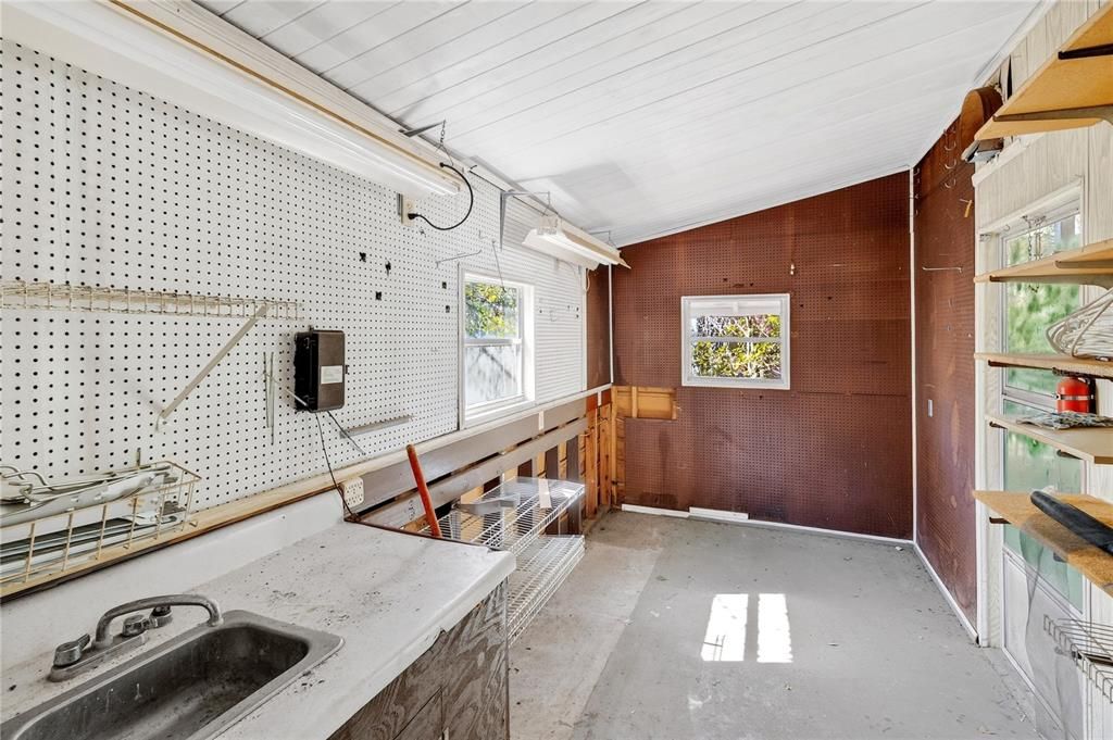 For Sale: $161,000 (2 beds, 2 baths, 1640 Square Feet)