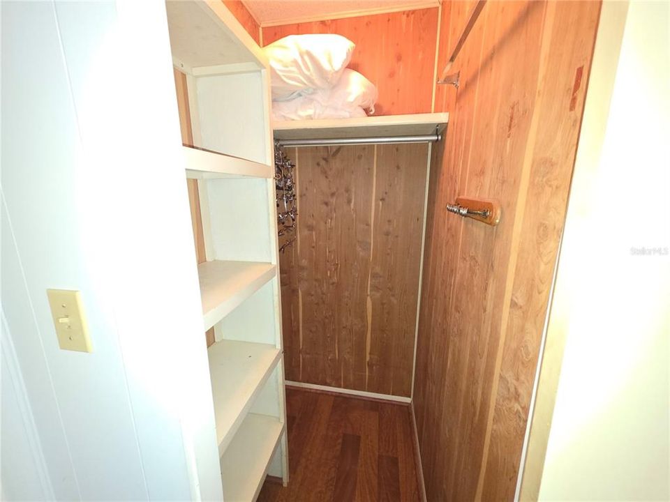 Activo con contrato: $118,400 (2 camas, 2 baños, 1080 Pies cuadrados)