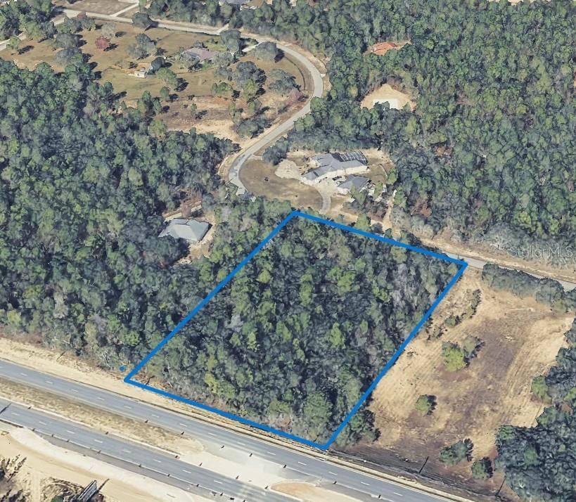 待售: $130,000 (3.04 acres)