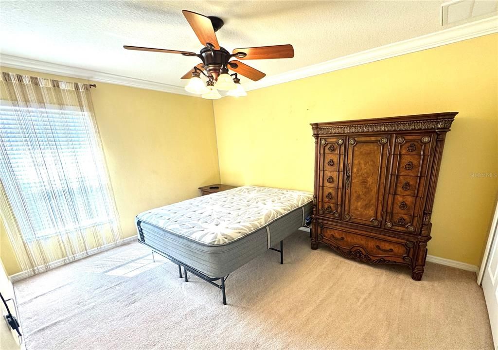 En Renta: $2,550 (3 camas, 2 baños, 2158 Pies cuadrados)