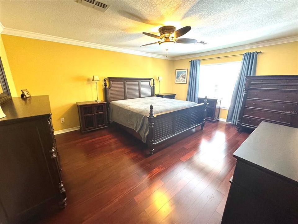 En Renta: $2,550 (3 camas, 2 baños, 2158 Pies cuadrados)