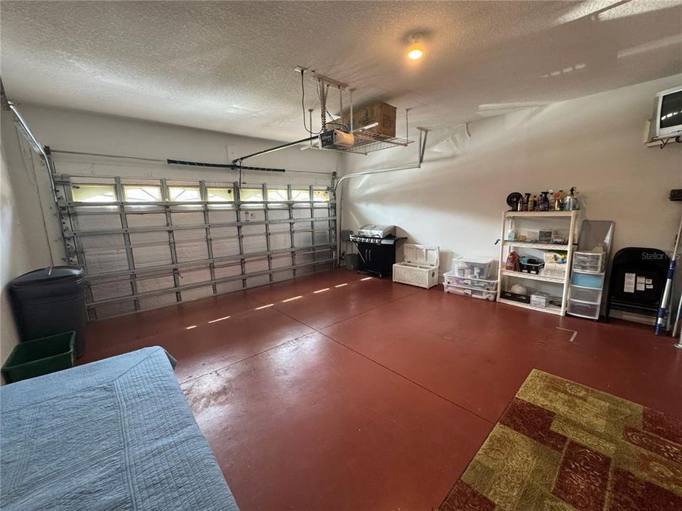 En Renta: $2,550 (3 camas, 2 baños, 2158 Pies cuadrados)