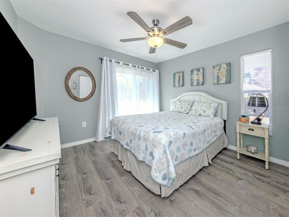 На продажу: $318,500 (3 спален, 2 ванн, 1540 Квадратных фут)