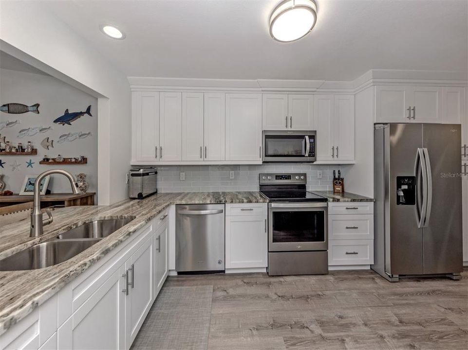 На продажу: $318,500 (3 спален, 2 ванн, 1540 Квадратных фут)