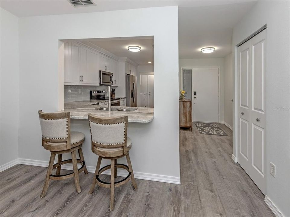 На продажу: $318,500 (3 спален, 2 ванн, 1540 Квадратных фут)