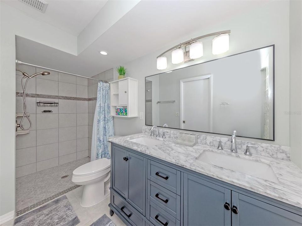 На продажу: $318,500 (3 спален, 2 ванн, 1540 Квадратных фут)