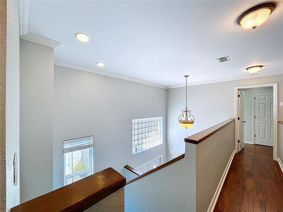 For Sale: $699,999 (5 beds, 4 baths, 3293 Square Feet)