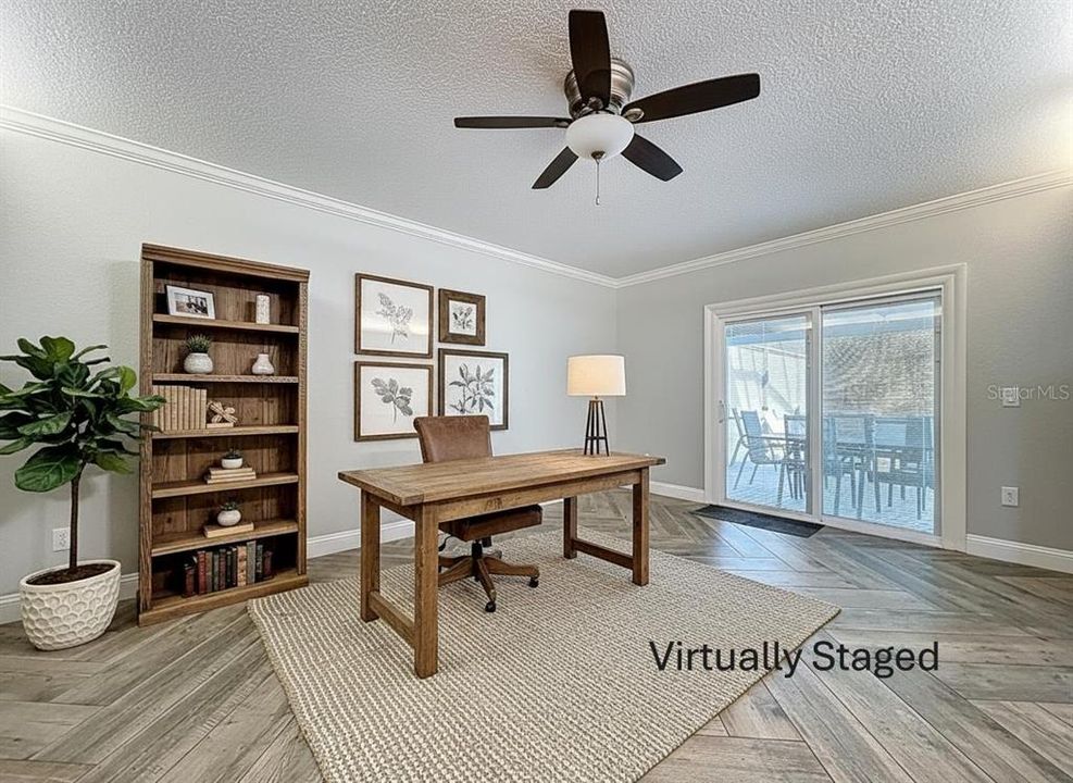 For Sale: $699,999 (5 beds, 4 baths, 3293 Square Feet)