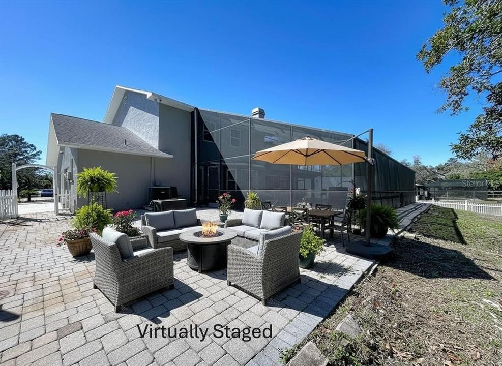 For Sale: $699,999 (5 beds, 4 baths, 3293 Square Feet)