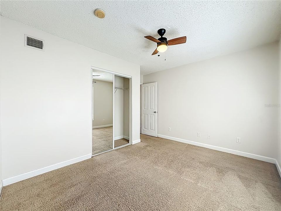 For Sale: $169,000 (2 beds, 2 baths, 870 Square Feet)