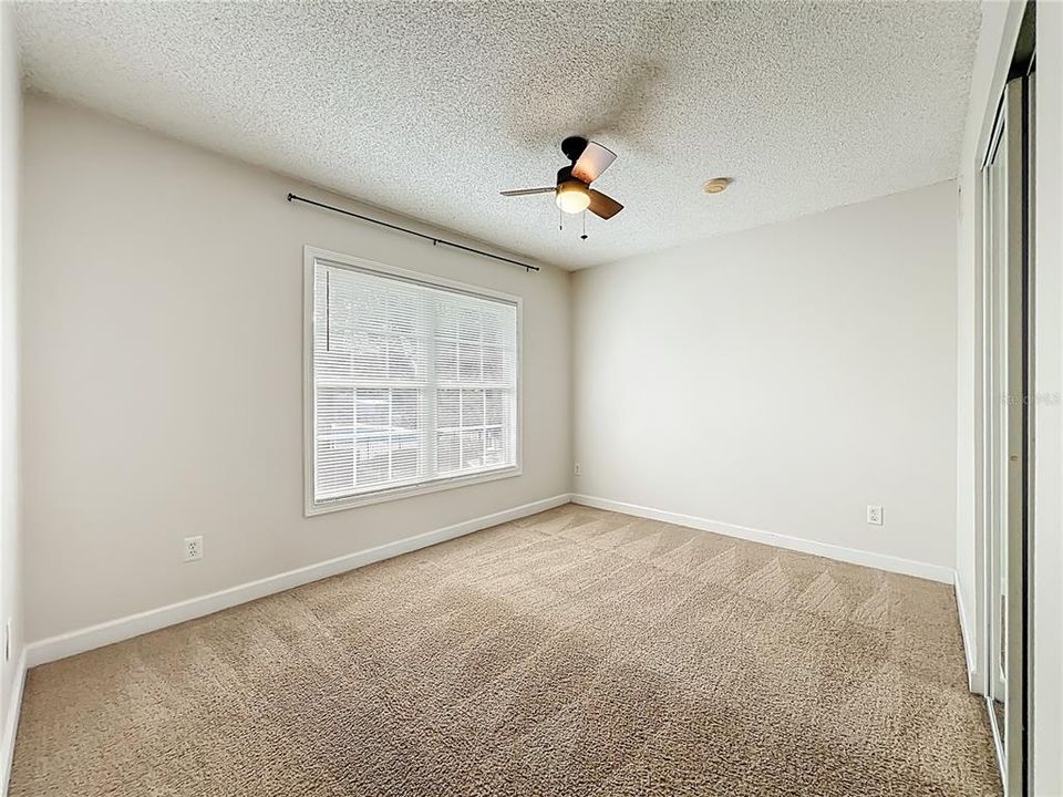 For Sale: $169,000 (2 beds, 2 baths, 870 Square Feet)