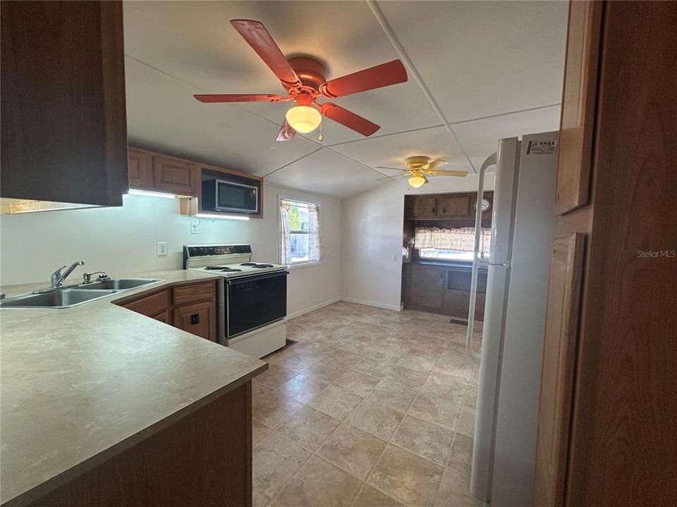 En Venta: $99,900 (1 camas, 1 baños, 644 Pies cuadrados)