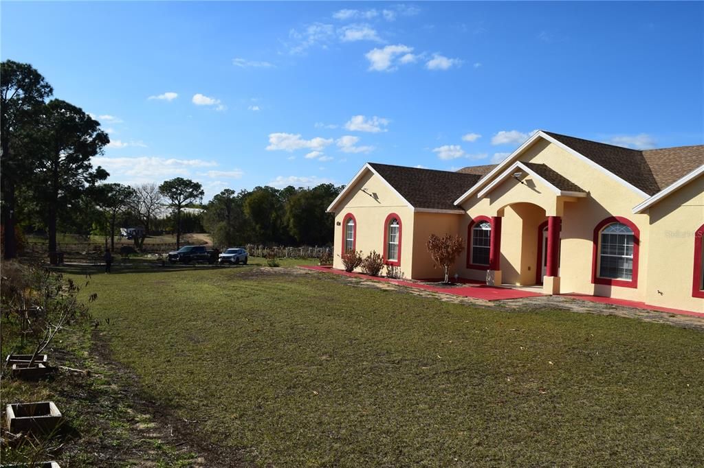 En Venta: $689,000 (4 camas, 2 baños, 2198 Pies cuadrados)