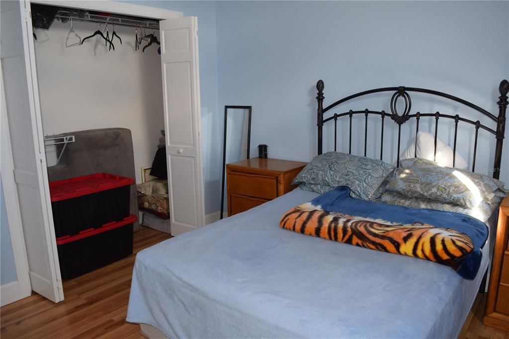En Venta: $689,000 (4 camas, 2 baños, 2198 Pies cuadrados)