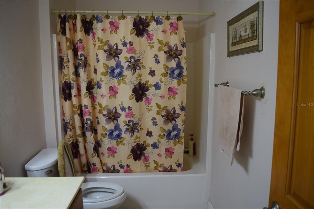 En Venta: $689,000 (4 camas, 2 baños, 2198 Pies cuadrados)
