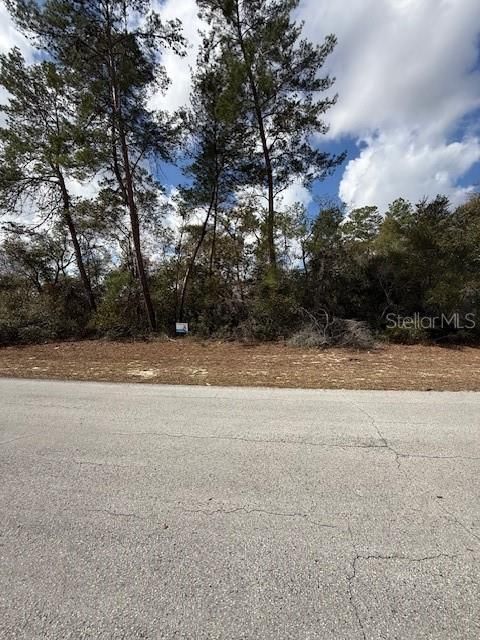 En Venta: $65,000 (0.43 acres)