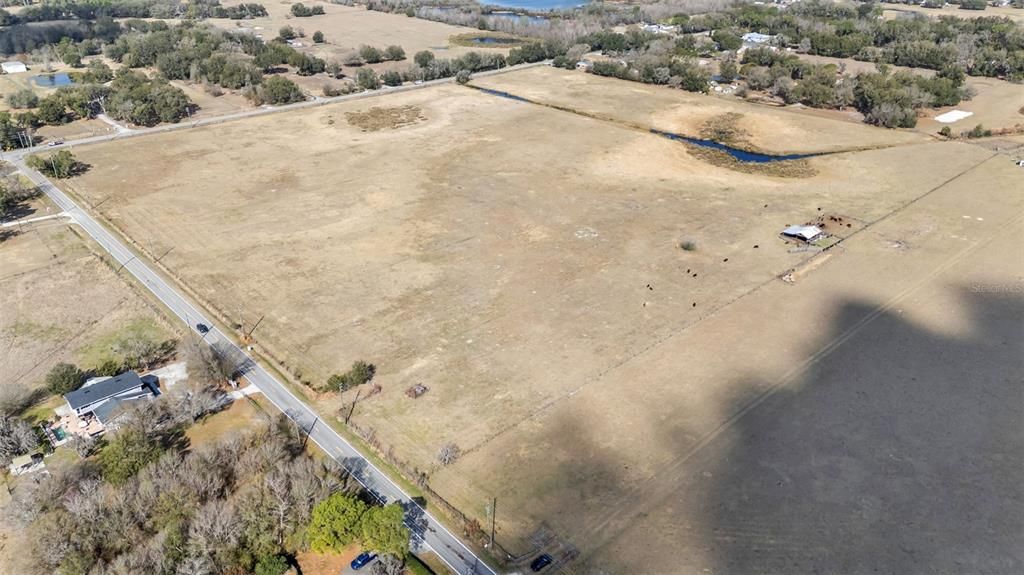 待售: $968,520 (34.59 acres)