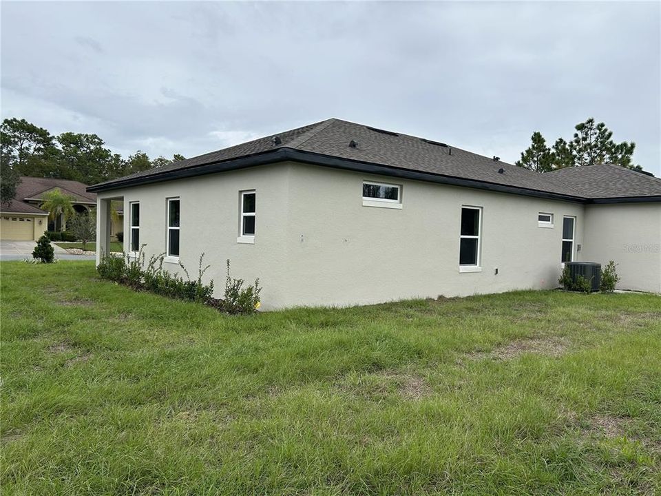 Active With Contract: $356,900 (4 beds, 3 baths, 1990 Square Feet)
