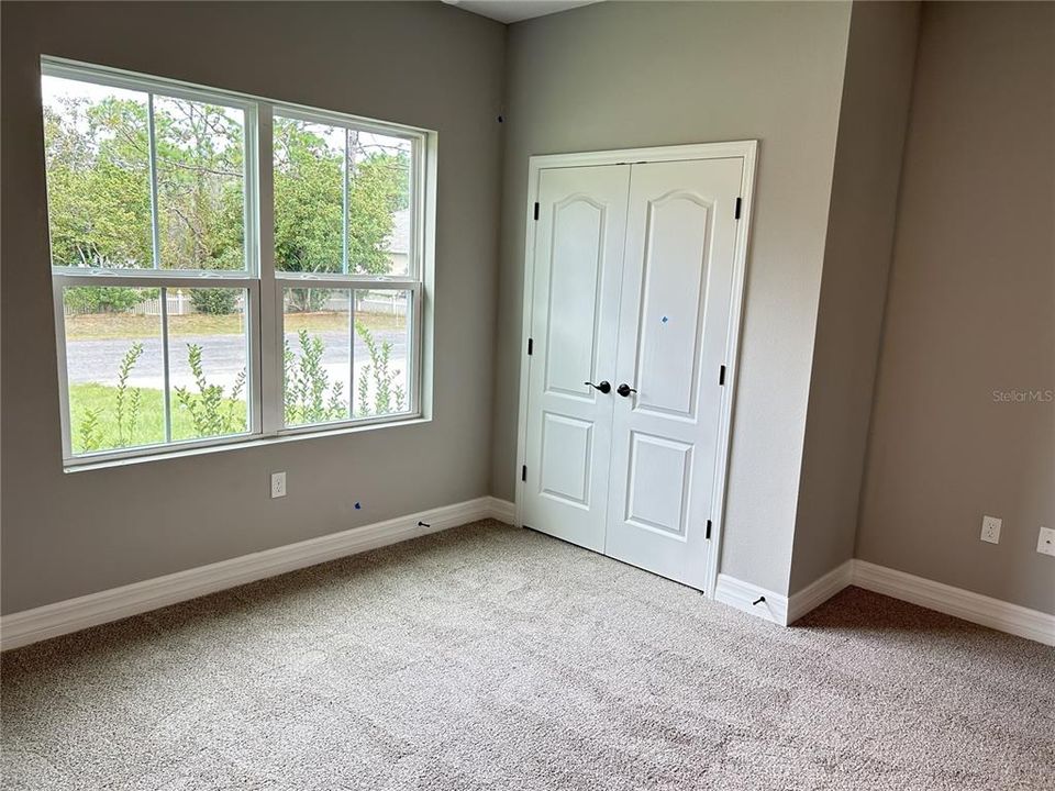 Active With Contract: $356,900 (4 beds, 3 baths, 1990 Square Feet)