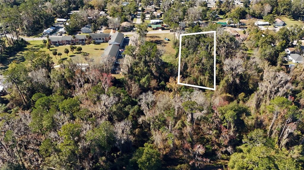 На продажу: $30,000 (0.93 acres)