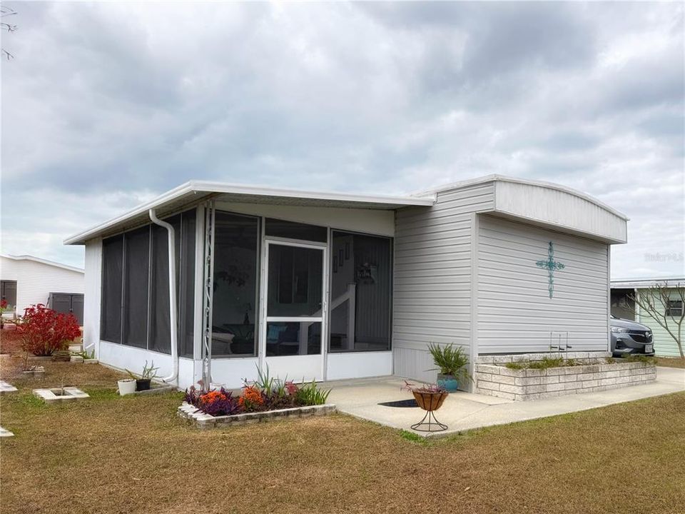 Vendido Recientemente: $124,900 (2 camas, 2 baños, 672 Pies cuadrados)